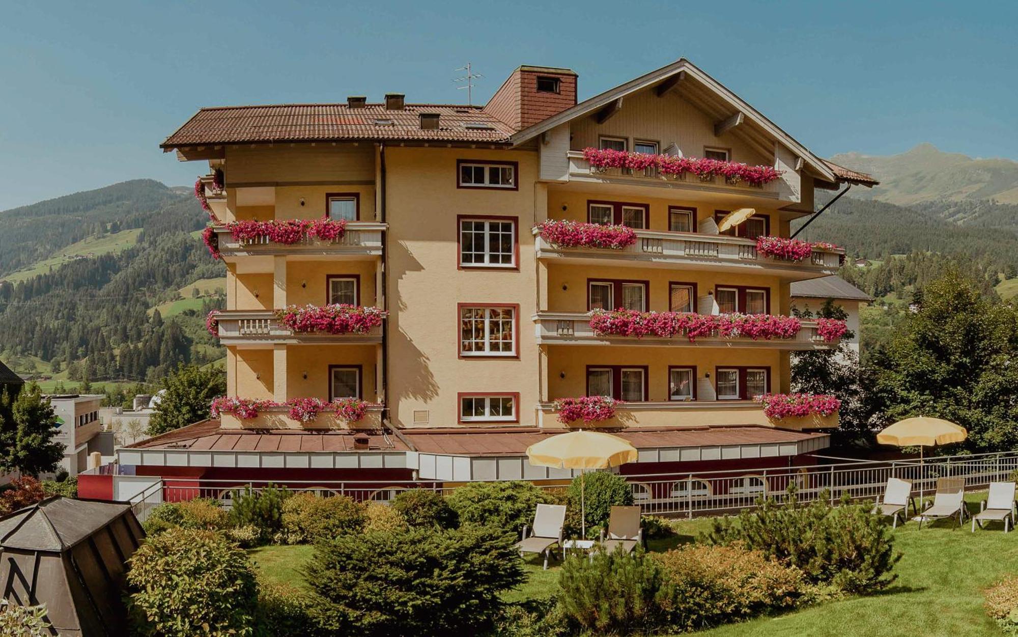 Appartement Hotel Panorama-Im Bademantel Direkt In Die Alpentherme Bad Hofgastein Eksteriør billede