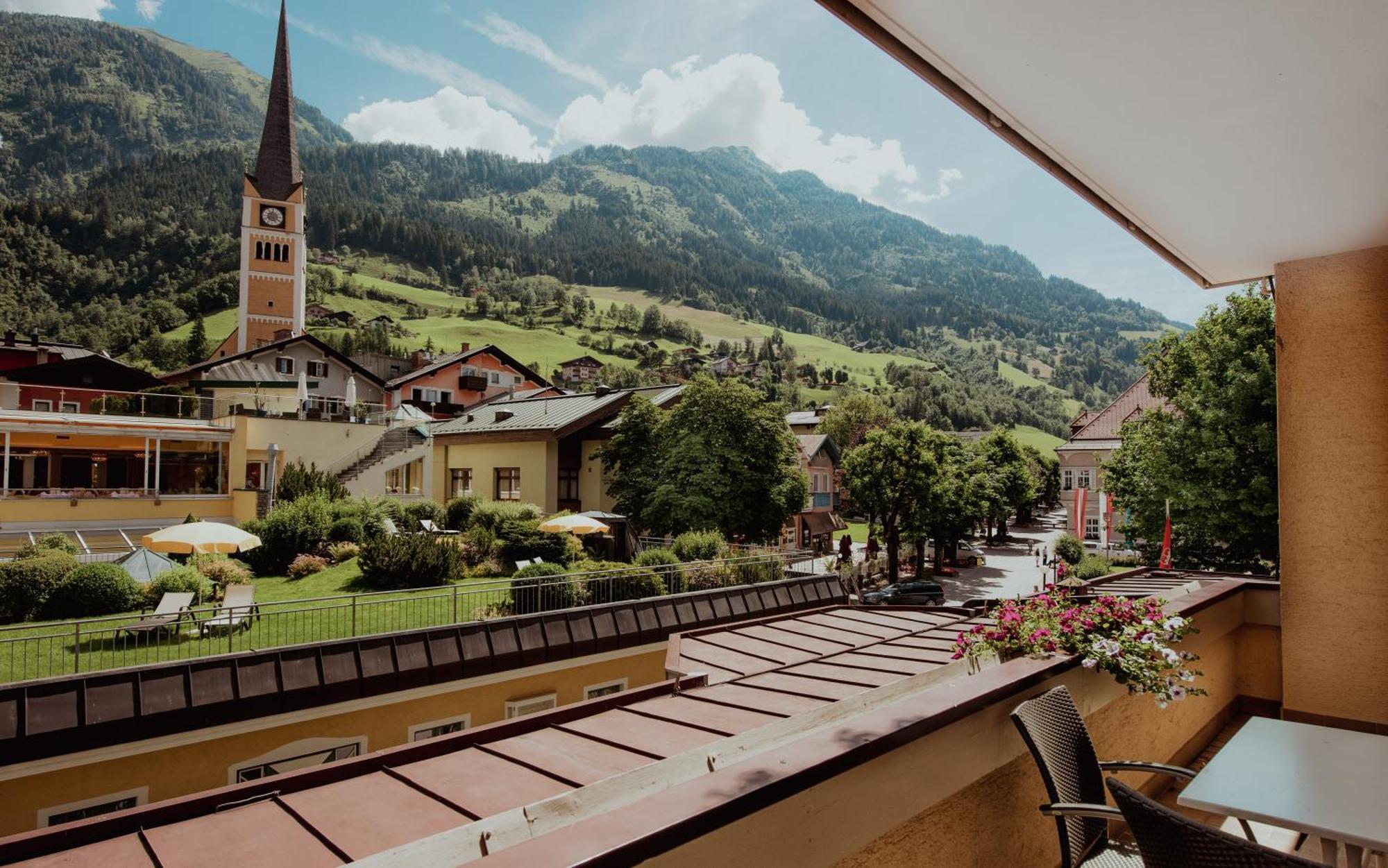 Appartement Hotel Panorama-Im Bademantel Direkt In Die Alpentherme Bad Hofgastein Eksteriør billede