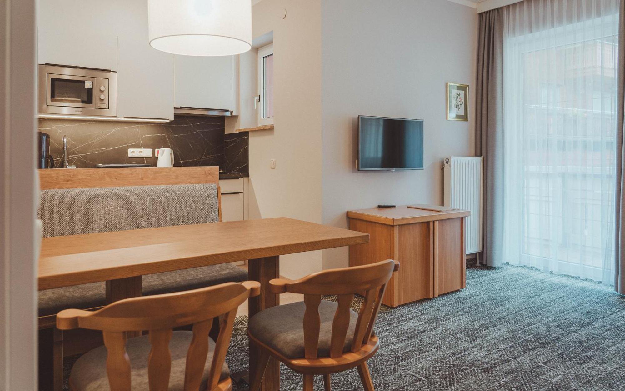 Appartement Hotel Panorama-Im Bademantel Direkt In Die Alpentherme Bad Hofgastein Eksteriør billede