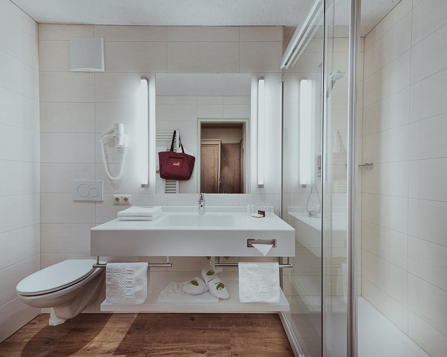Appartement Hotel Panorama-Im Bademantel Direkt In Die Alpentherme Bad Hofgastein Eksteriør billede